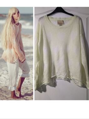 Wildfox Pale Yellow Heart Knit Sweater